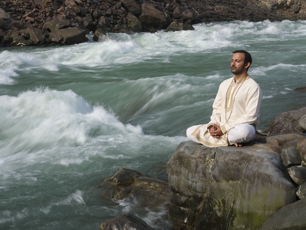 Embracing Fluctuations on Your Yogic Path | Anand Mehrotra | Yoga for Peace of Mind